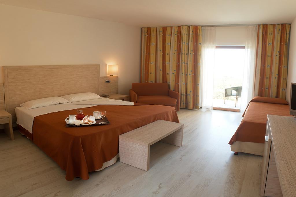 Menfi Beach Resort Quarto foto